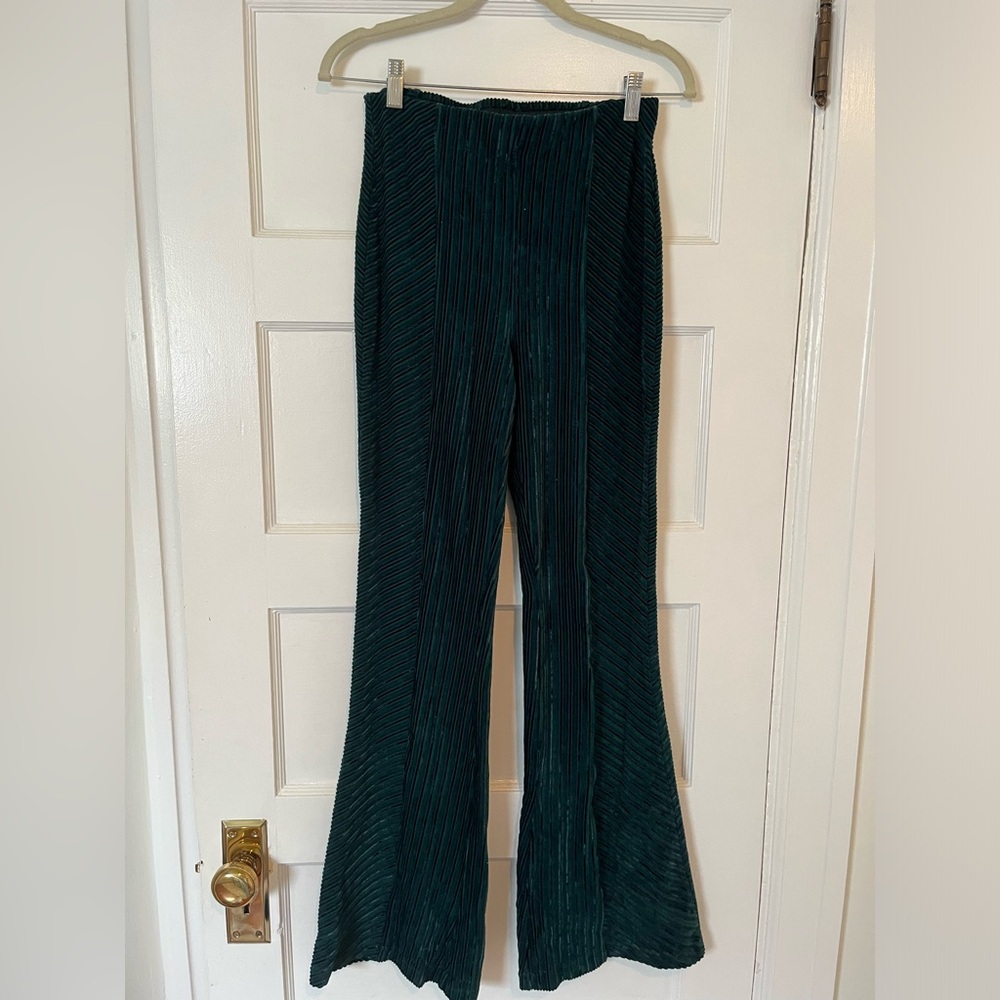 Free People Green Ribbed Stretch Velvet pant